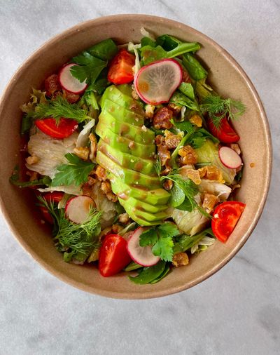 Avokado Salata