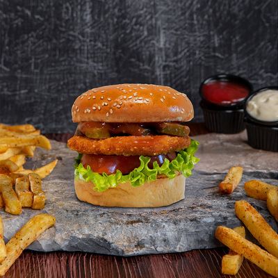 Golden Chicken Burger