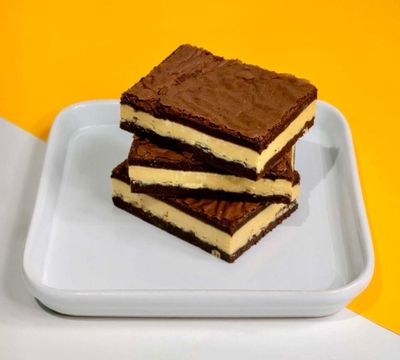 Amerikan Beyaz Çikolatalı Browni