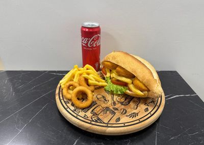 Tavuk Nugget + Coco Cola (330 ml)