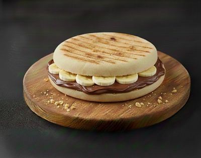 Nutellalı Muzlu Bazlama Tost