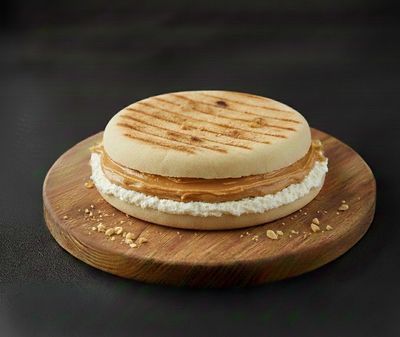 Yer Fıstıklı Kaymaklı Bazlama Tost