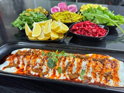 Yoğurtlu Et Tantuni