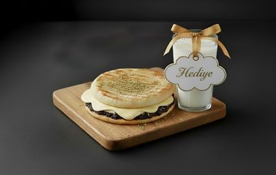 Akdeniz Bazlama Tost