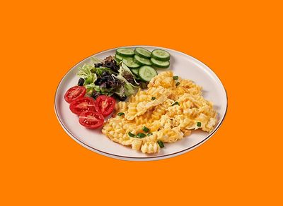 Çırpılmış Yumurtalı Kahvaltı Tabağı