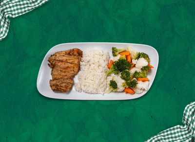 Light Sebzeli Pirzola Tabağı