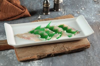 Suzuki Sashimi (5 Pcs.)