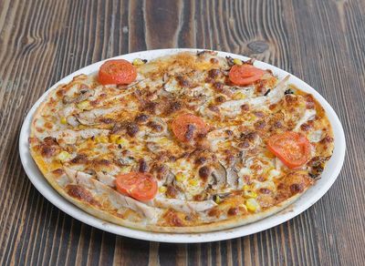 Madrid Tavuklu Pizza (Büyük Boy)