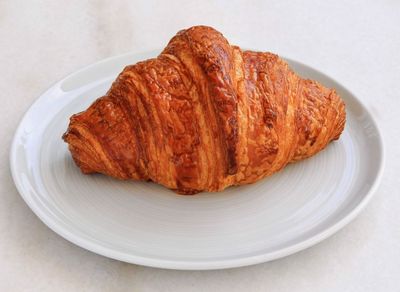 Tereyağlı kruvasan