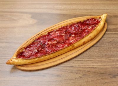 Pastırmalı Pide
