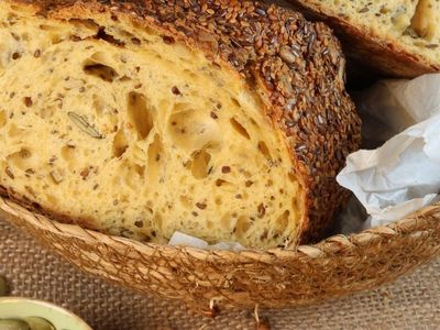 Chia Tahıllı Ekmek