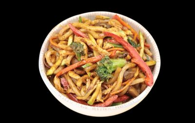 Tavuklu Sebzeli Udon