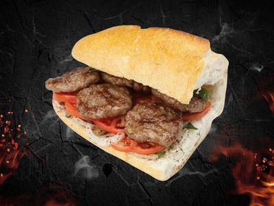Yarım Ekmek Arası Köfte