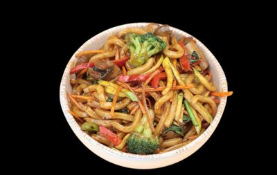 Siyah Sarımsaklı Sebzeli Udon