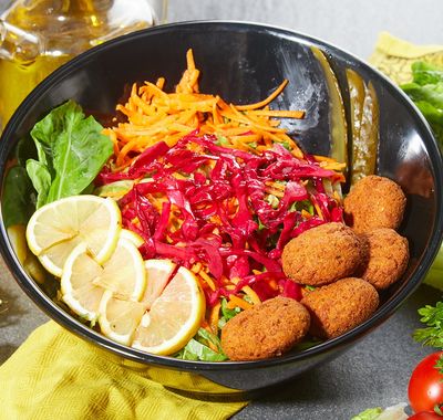 Falafel Salata