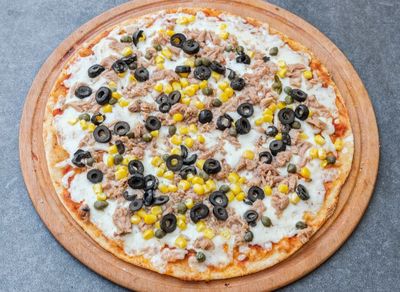 Ton Balıklı Pizza (Büyük Boy)