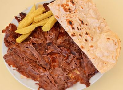 Yoğurtlu Et Döner