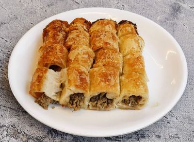 Kıymalı Börek