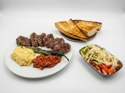 Izgara Köfte (6 Adet)