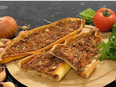 Kıymalı Pide