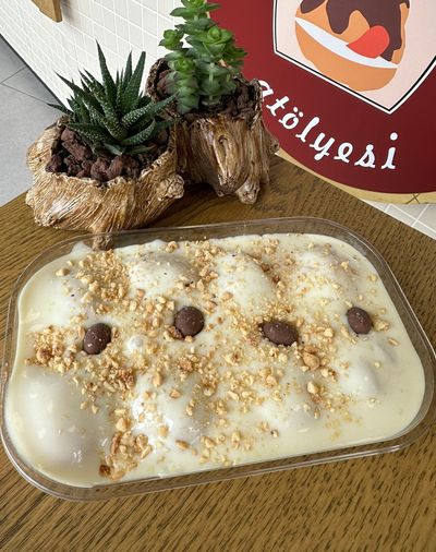 Beyaz Çikolatalı Profiterol (500 gr.)