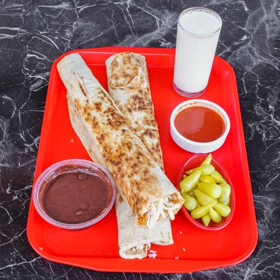 Çılgın Mega Tavuk Döner Dürüm Menü