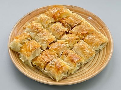 Kıymalı Karaköy Böreği (500 gr.)