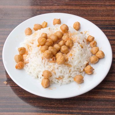 Nohutlu Pilav Üstü Musakka