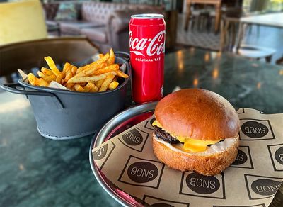 Classic Burger Menü