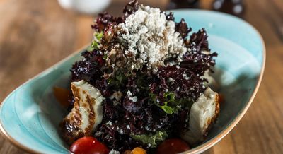 Izgara Hellim Salata