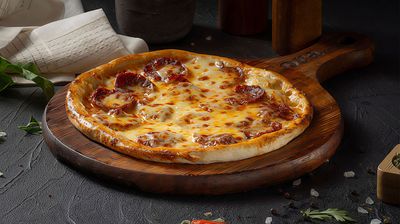 Sucuklu Kaşarlı Pide