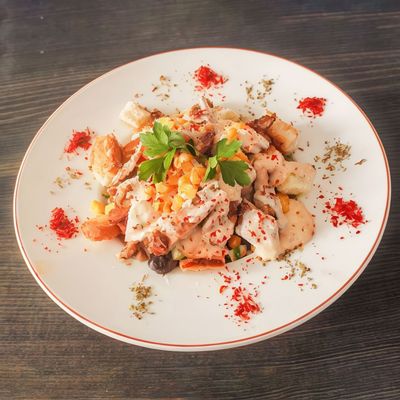 Tavuklu Sezar Salata