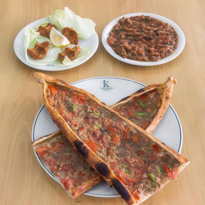 Kuşbaşılı Pide