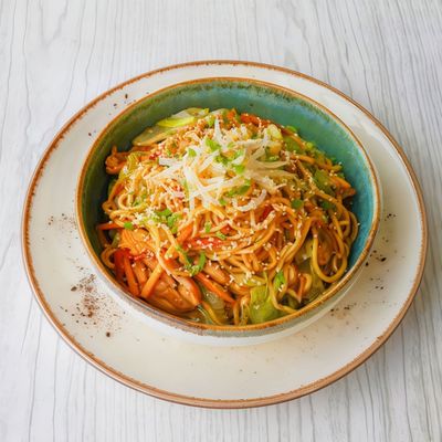 Tavuklu Noodle