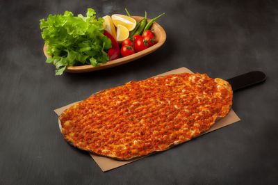Acısız Lahmacun
