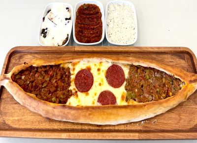 Karışık Pide