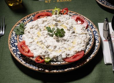 Yoğurtlu Patlıcan Salata