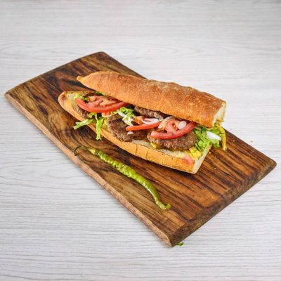 Bakkal Ekmek Arası Köfte