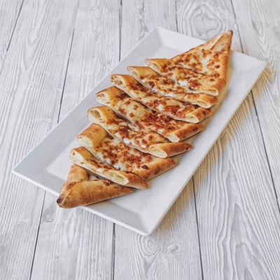 Tavuklu Kaşarlı Pide