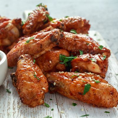 İçeceği Bizden Tavuk Kanat Kebap