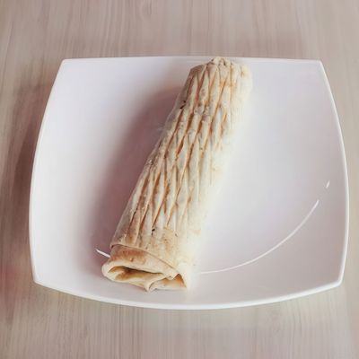 İçeceği Bizden Köfte Dürüm