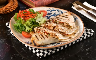 Tavuklu Quesadilla
