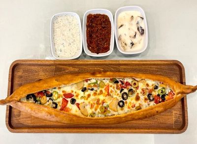 Sebzeli Pide