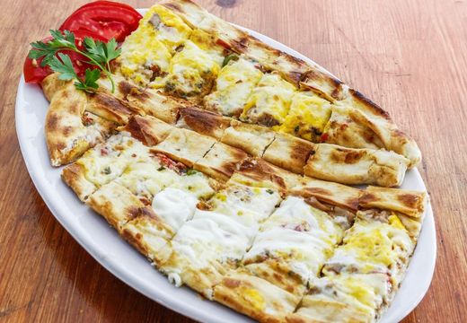 Karışık Pide