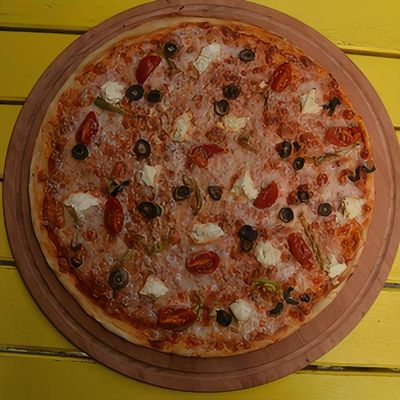 Akdeniz Pizza (Büyük Boy 32 cm.)