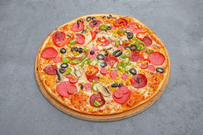 Karışık Pizza (Büyük Boy 32 cm.)