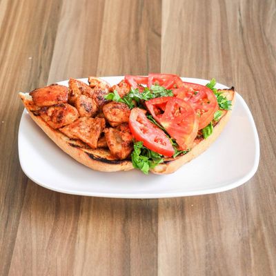 Yarım Ekmek Arası Tavuk Şiş