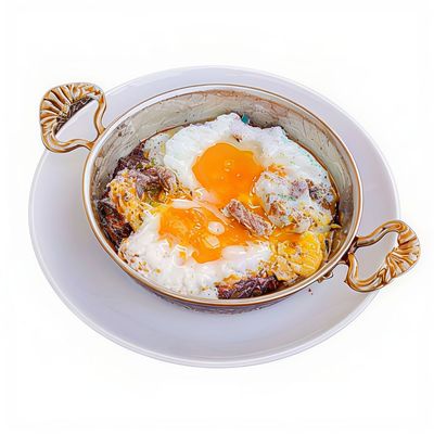 Kavurmalı & Kaşarlı Omlet