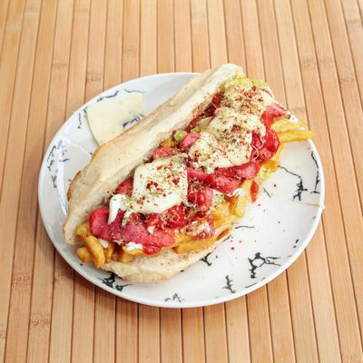 Sosisli Kaşarlı Patso Sandviç