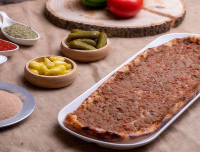 Kıymalı Pide